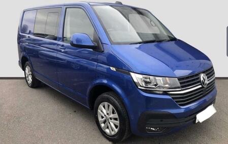 VOLKSWAGEN TRANSPORTER 2.0 TDI T30 Highline Kombi Van