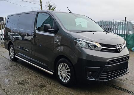 TOYOTA PROACE 2.0 D Icon